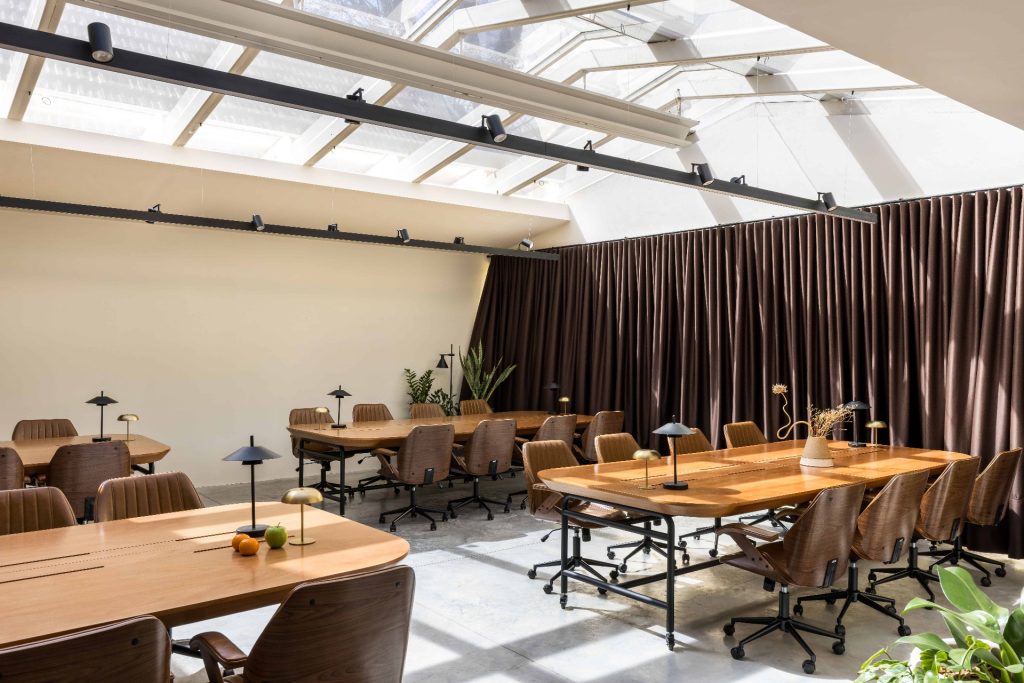 Interior do Nex House em Curitiba
